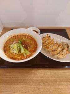 ぎょうざの萬代