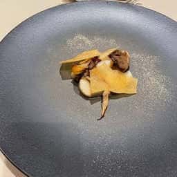 ブラッスリーローリエ