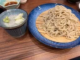 山茶花そば椿