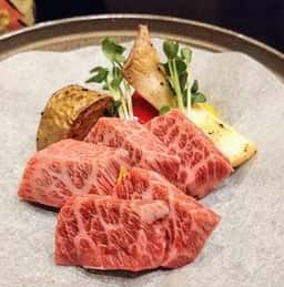 割烹 くいしん坊