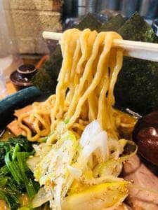 豚骨醤油らーめん 福気