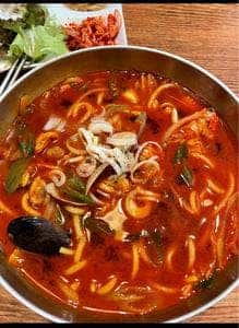 韓国料理食べ放題 ジャンモ ココリア多摩センター店