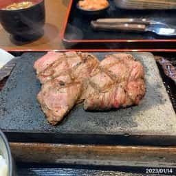 感動の肉と米 甚目寺店