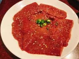 炭火焼肉 凱旋門