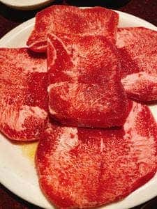 炭火焼肉 凱旋門