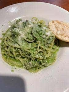 ピッツエリア ファリーナ