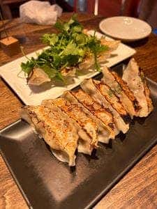 鴨ギョウザとワイン オペレッタ52