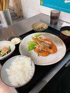 ニューロバタ カタナ食堂