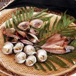 海女小屋はちまんかまど