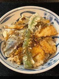 ダイニング たにやん