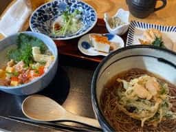 響 カレッタ汐留店