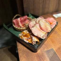 牛牛パラダイス 三宮