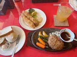 レストラン・オークラ