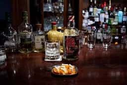 Bar Tailor