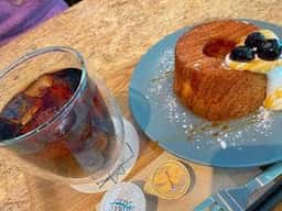 MOON&ME Cafe