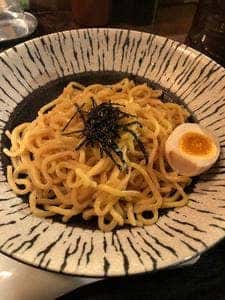 つけ麺と炭焼き豚丼 笑門