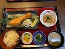 兆一 幕張店