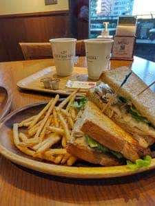 クアアイナ 片瀬江ノ島店