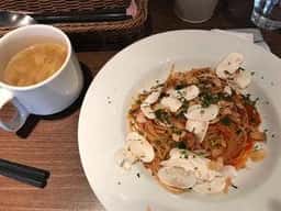 カフェアンドダイニング ヌリカベ