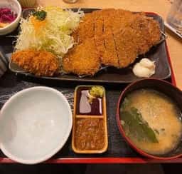 山かつトツカーナ店