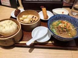 551蓬莱 梅田阪神バル横丁店