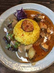 スパイスカレー 旅人の木