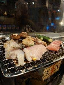 魚やき をっとっと
