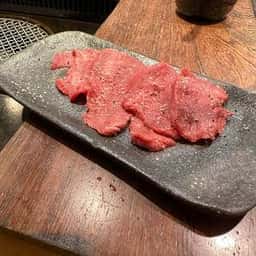新鮮ホルモン料理 萬の屋 上本町店