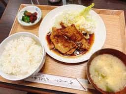 たつみや食堂
