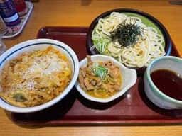 山田うどん 氷川町店