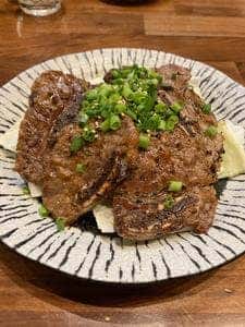骨付きカルビ専門店 りょうえい