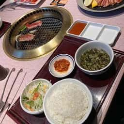 焼肉 徳寿 白石店