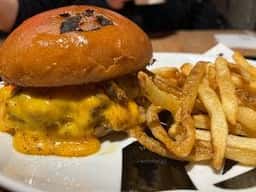 SHOGUN BURGER 心斎橋店
