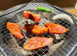 炭火焼肉 まる