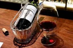 WINE BAR ambition