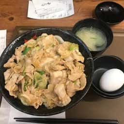 伝説のすた丼屋 福岡天神店