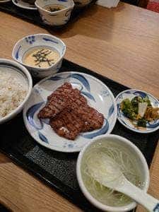 牛たんとろろ麦めし ねぎし 北千住マルイ店