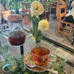 Aoyama Flower Market TEA HOUSE 南青山本店