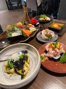 豊洲直送鮮魚と釜飯のお店 二代目 魚義 大井町駅店
