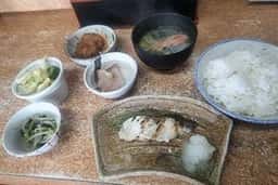 飲み食い亭 ぎんぱち