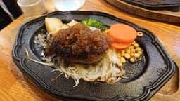 洋食屋 じゃがいも 吉田店