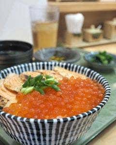 福岡いくら家丼よしよし