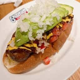スクーカムホットドッグダイナー 中目黒店