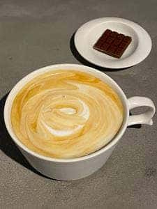 6 APARTMENT COFFEE