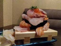 大衆酒場 新三呑み屋 三宮店