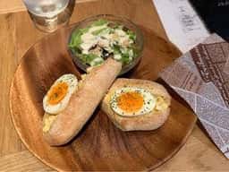 d to dot cafe