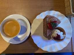 CAFE TORA