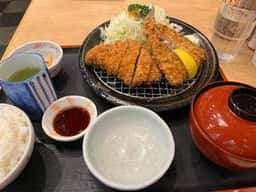 山かつトツカーナ店