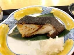 いそ八