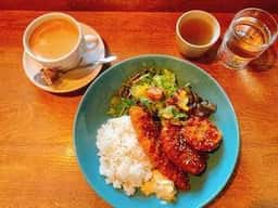 Whistle cafe